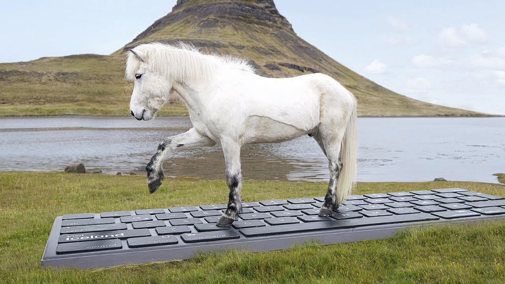 caballo de la campaña outhorse your email con el teclado gigante