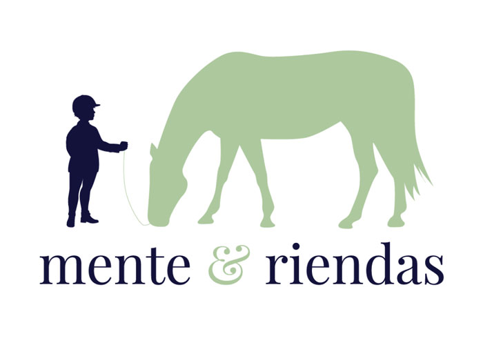 logotipo de mente y riendas, un niño de color morado sujetando un caballo que está pastando de color verde